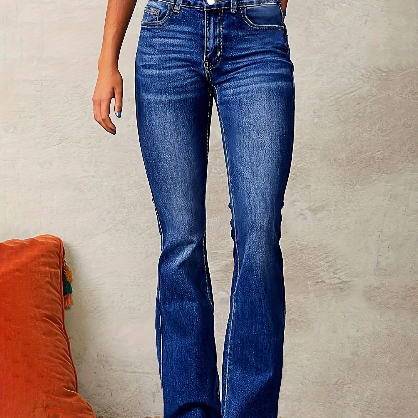 Damen Schlagjeans Mit Hoher Taille | Figurbetonter Schnitt
